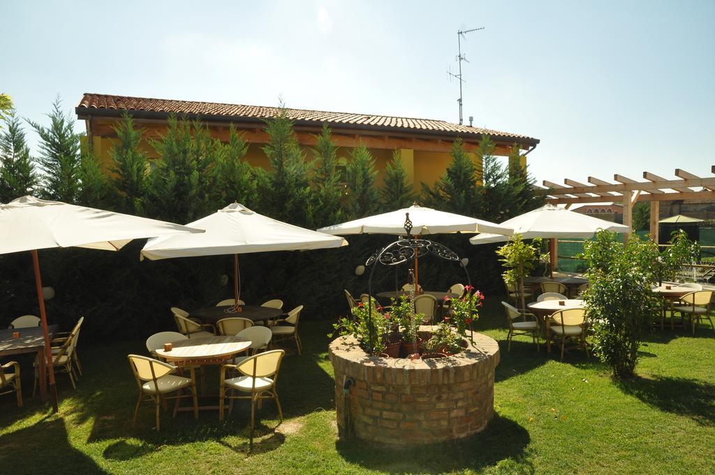 Osteria E Locanda Del Viaggiatore Русси Экстерьер фото